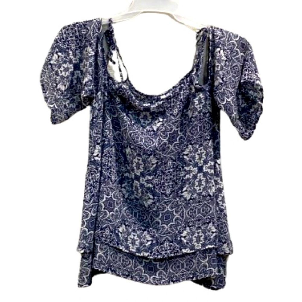 Xhileration blue and white off shoulder Top S